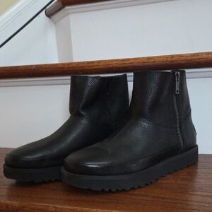 UGG Black Leather Booties Ladies size  7